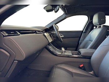 Used Land Rover Range Rover Velar 2025 for sale - 76984346: Photo