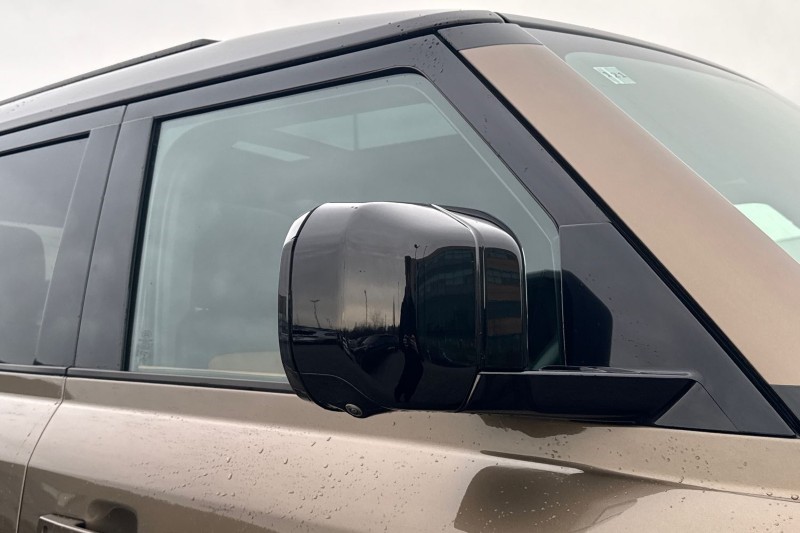 Used Land Rover Defender 2020 for sale - 76984360: Photo 10