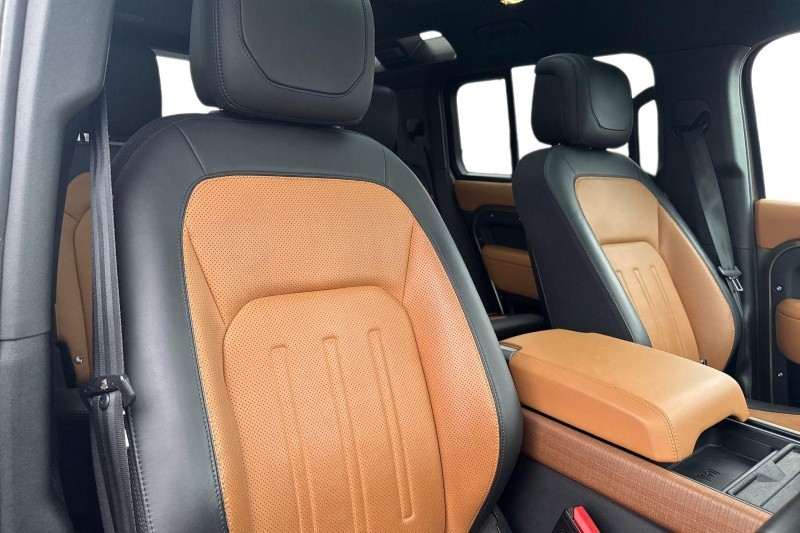 Used Land Rover Defender 2020 for sale - 76984360: Photo 35