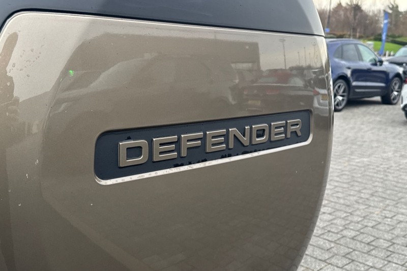 Used Land Rover Defender 2020 for sale - 76984360: Photo 50