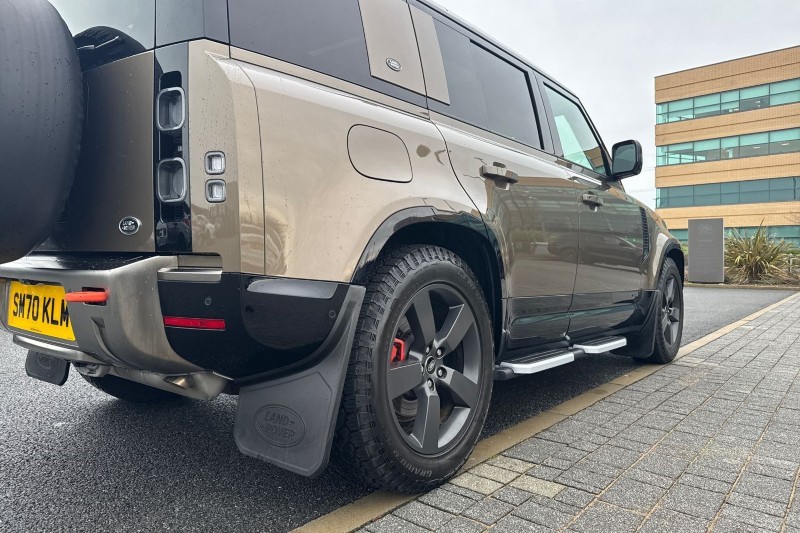 Used Land Rover Defender 2020 for sale - 76984360: Photo 8