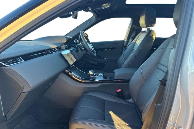 Used Land Rover Range Rover Evoque 2025 for sale - 77245241: Photo 3