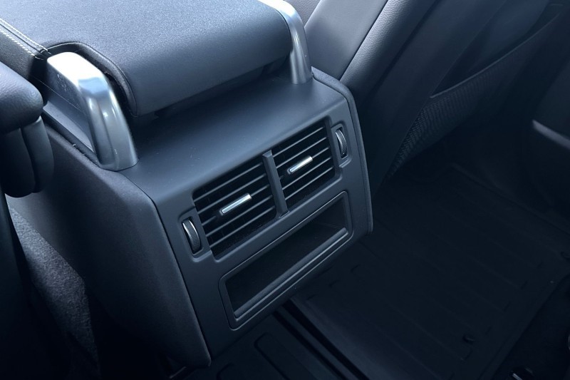 Used Land Rover Discovery 2024 for sale - 76984304: Photo 18