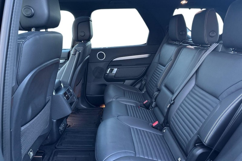 Used Land Rover Discovery 2024 for sale - 76984304: Photo 4