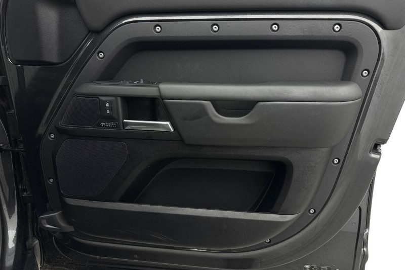 Used Land Rover Defender 2024 for sale - 77420521: Photo 22