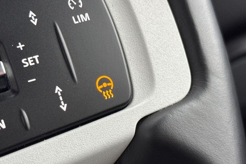 Used Land Rover Defender 2024 for sale - 77420521: Photo 27