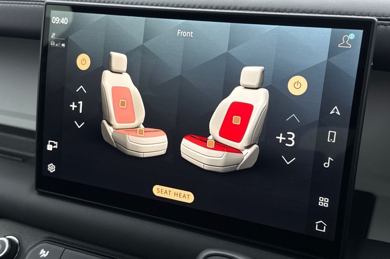 Used Land Rover Defender 2024 for sale - 77420521: Photo 33