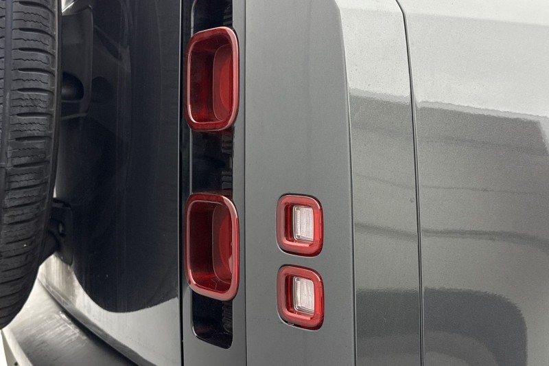 Used Land Rover Defender 2024 for sale - 77420521: Photo 43