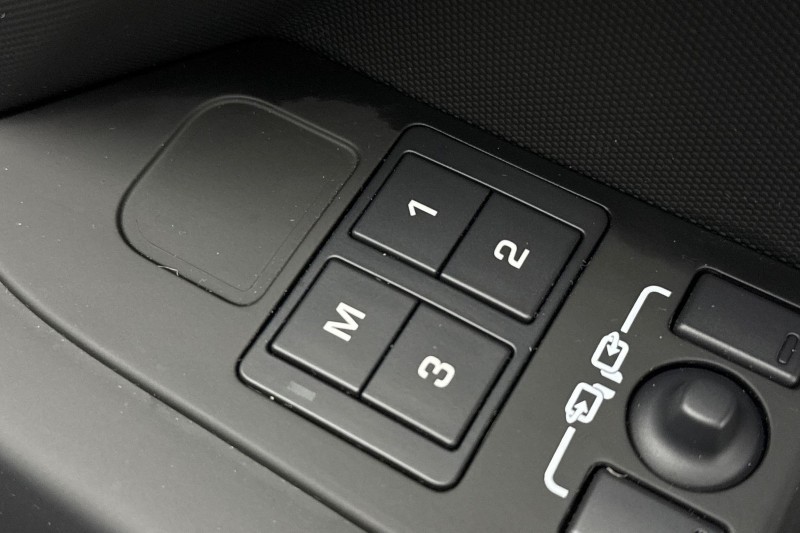 Used Land Rover Defender 2024 for sale - 77420521: Photo 48