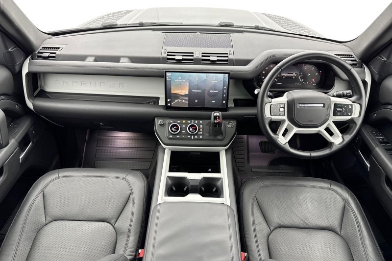 Used Land Rover Defender 2024 for sale - 77420521: Photo 9