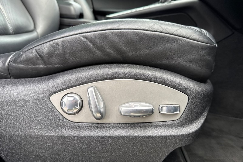 Used Porsche Macan 2020 for sale - 77106135: Photo 24