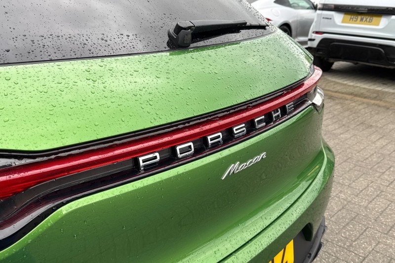 Used Porsche Macan 2020 for sale - 77106135: Photo 40