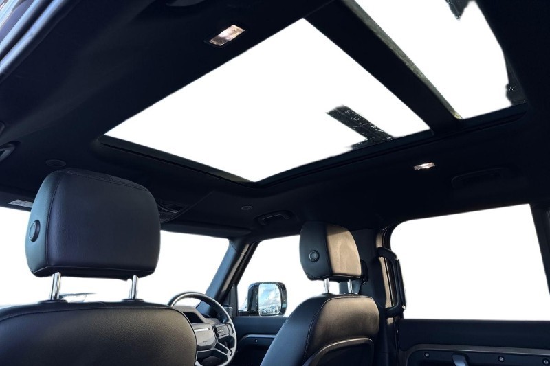 Used Land Rover Defender 2023 for sale - 76984331: Photo 21