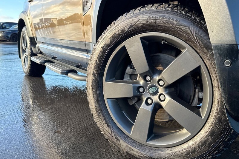 Used Land Rover Defender 2023 for sale - 76984331: Photo 39