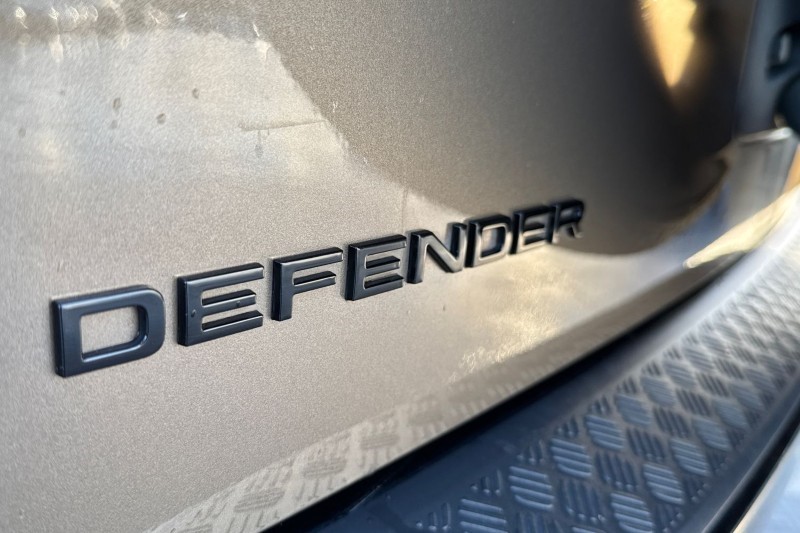 Used Land Rover Defender 2023 for sale - 76984331: Photo 41