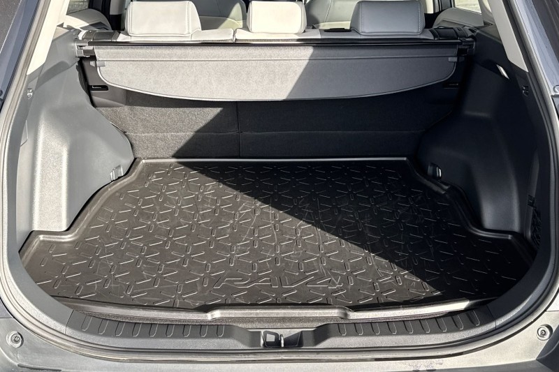 Used Toyota RAV4 2023 for sale - 76984351: Photo 10