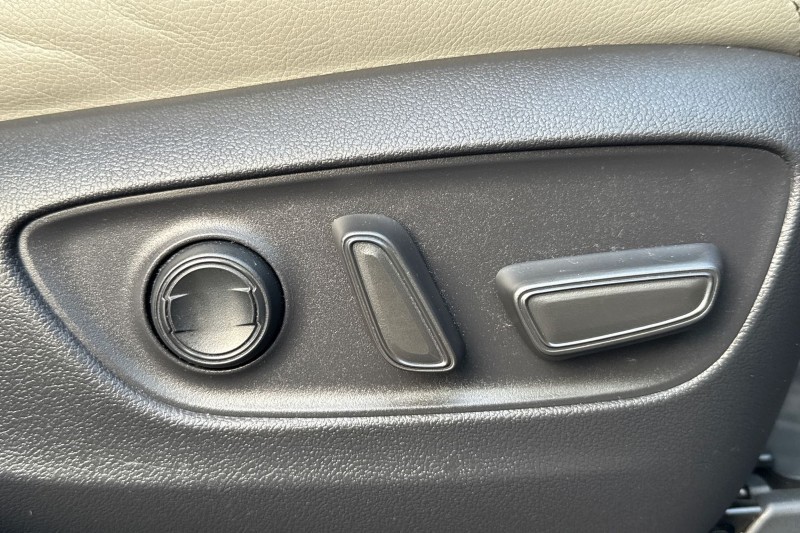 Used Toyota RAV4 2023 for sale - 76984351: Photo 23