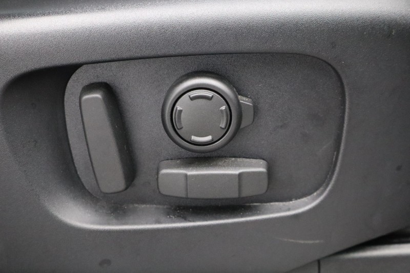 Used Land Rover Discovery 2023 for sale - 77745947: Photo 24