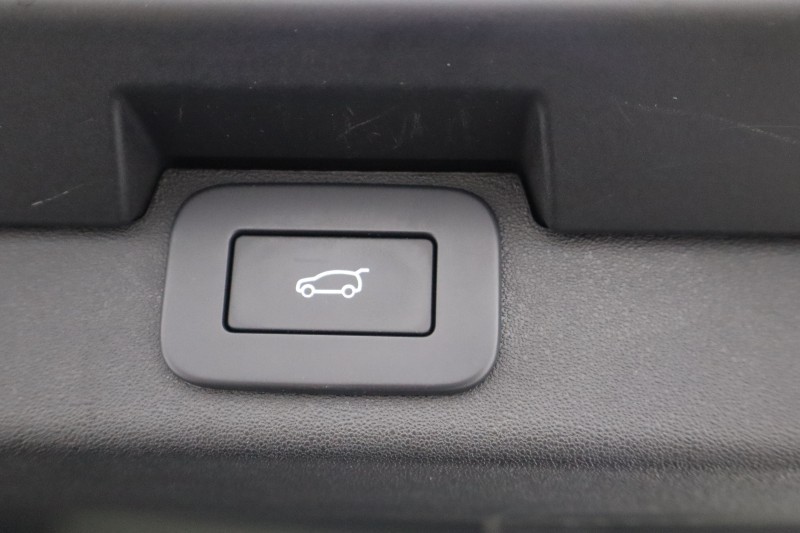 Used Land Rover Discovery 2023 for sale - 77745947: Photo 37