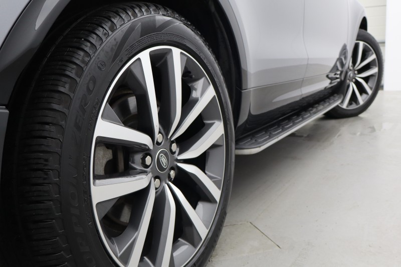 Used Land Rover Discovery 2023 for sale - 77745947: Photo 45