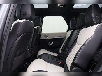 Used Land Rover Discovery 2023 for sale - 77745947: Photo