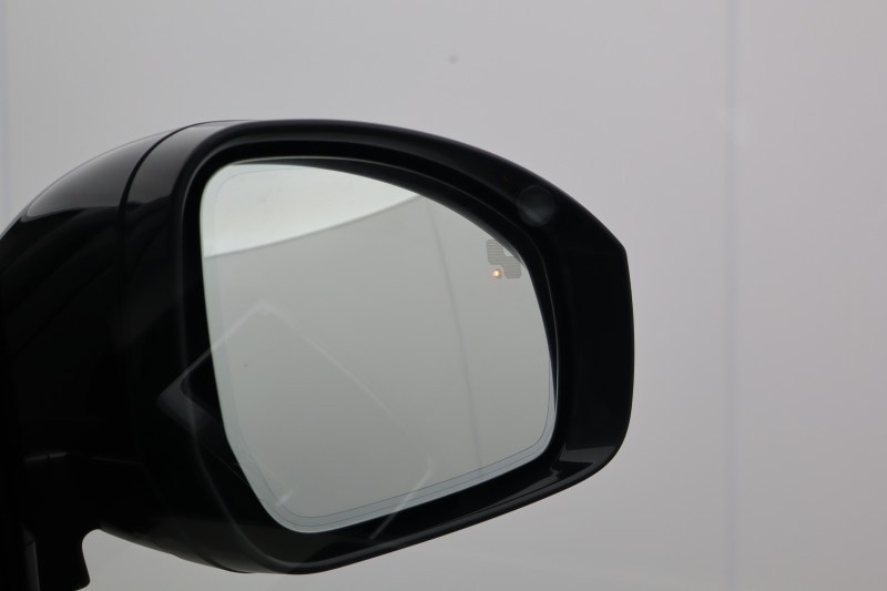 Used Land Rover Discovery 2023 for sale - 77745947: Photo 51