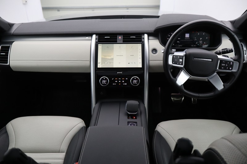 Used Land Rover Discovery 2023 for sale - 77745947: Photo 9