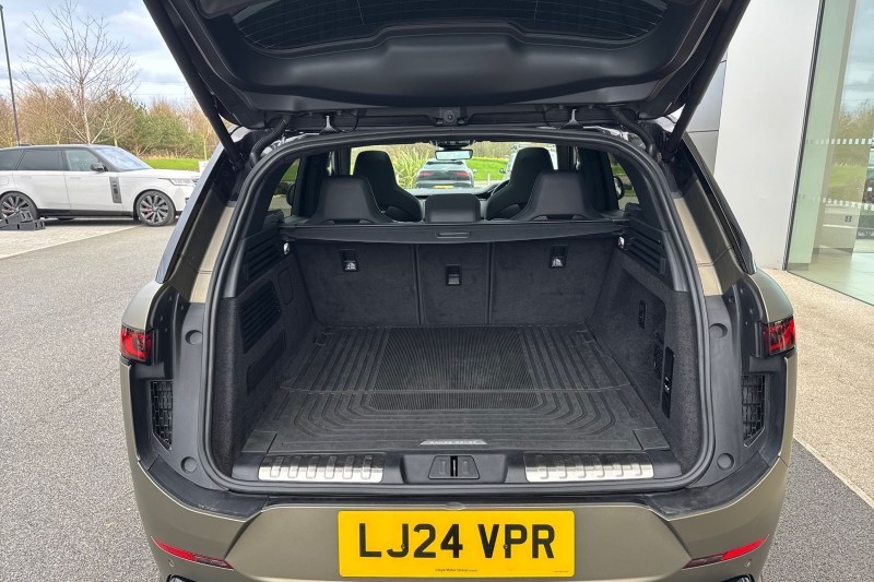 Used Land Rover Range Rover Sport 2024 for sale - 77918140: Photo 10