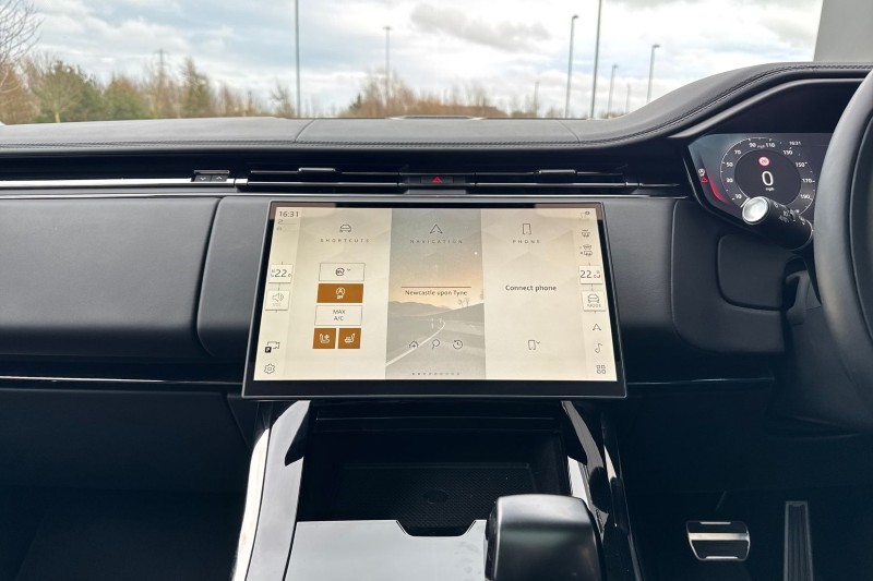 Used Land Rover Range Rover Sport 2024 for sale - 77918140: Photo 14