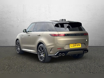 Used Land Rover Range Rover Sport 2024 for sale - 77918140: Photo