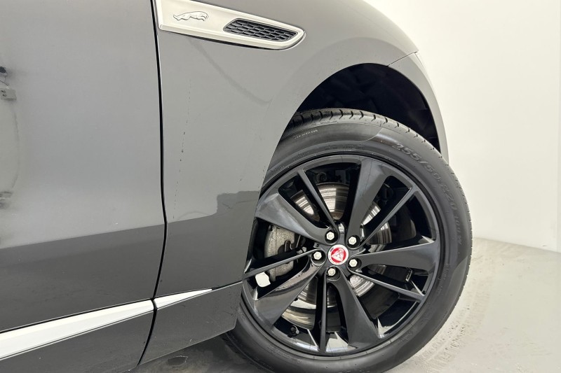Used Jaguar F-Pace 2021 for sale - 77207075: Photo 44