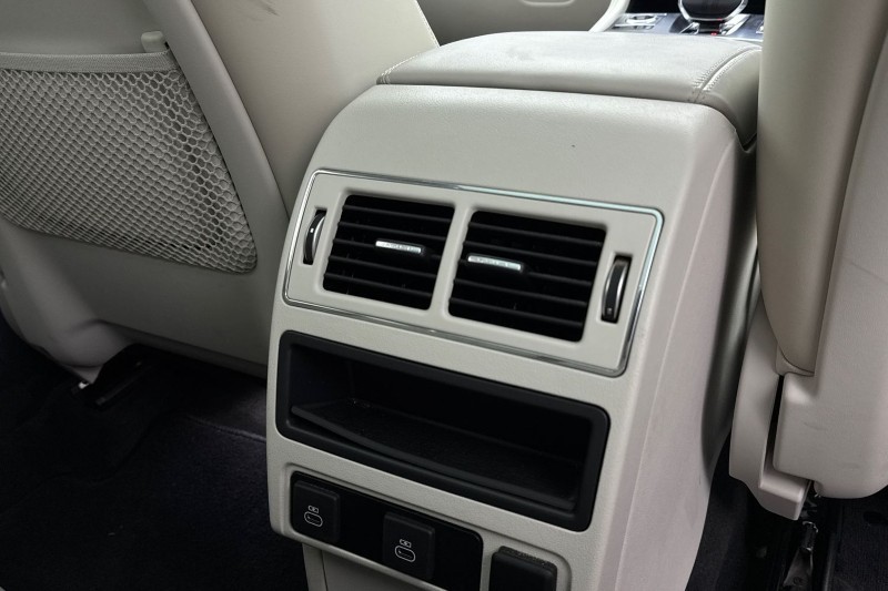 Used Jaguar F-Pace 2024 for sale - 77662123: Photo 18