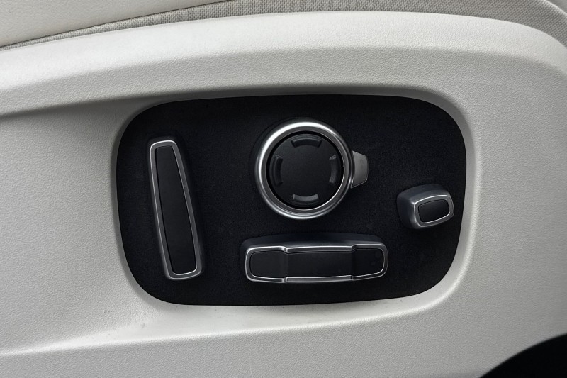 Used Jaguar F-Pace 2024 for sale - 77662123: Photo 24