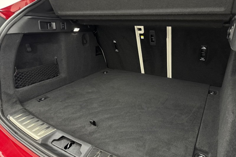 Used Jaguar F-Pace 2024 for sale - 77662123: Photo 37