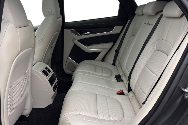 Used Jaguar F-Pace 2024 for sale - 77662123: Photo 4
