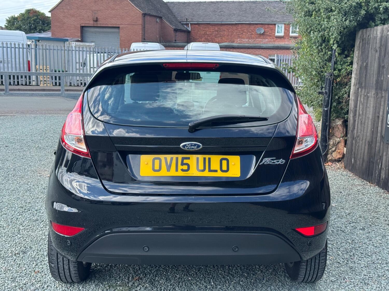 Used Ford Fiesta 2015 for sale - 76793636: Photo 15