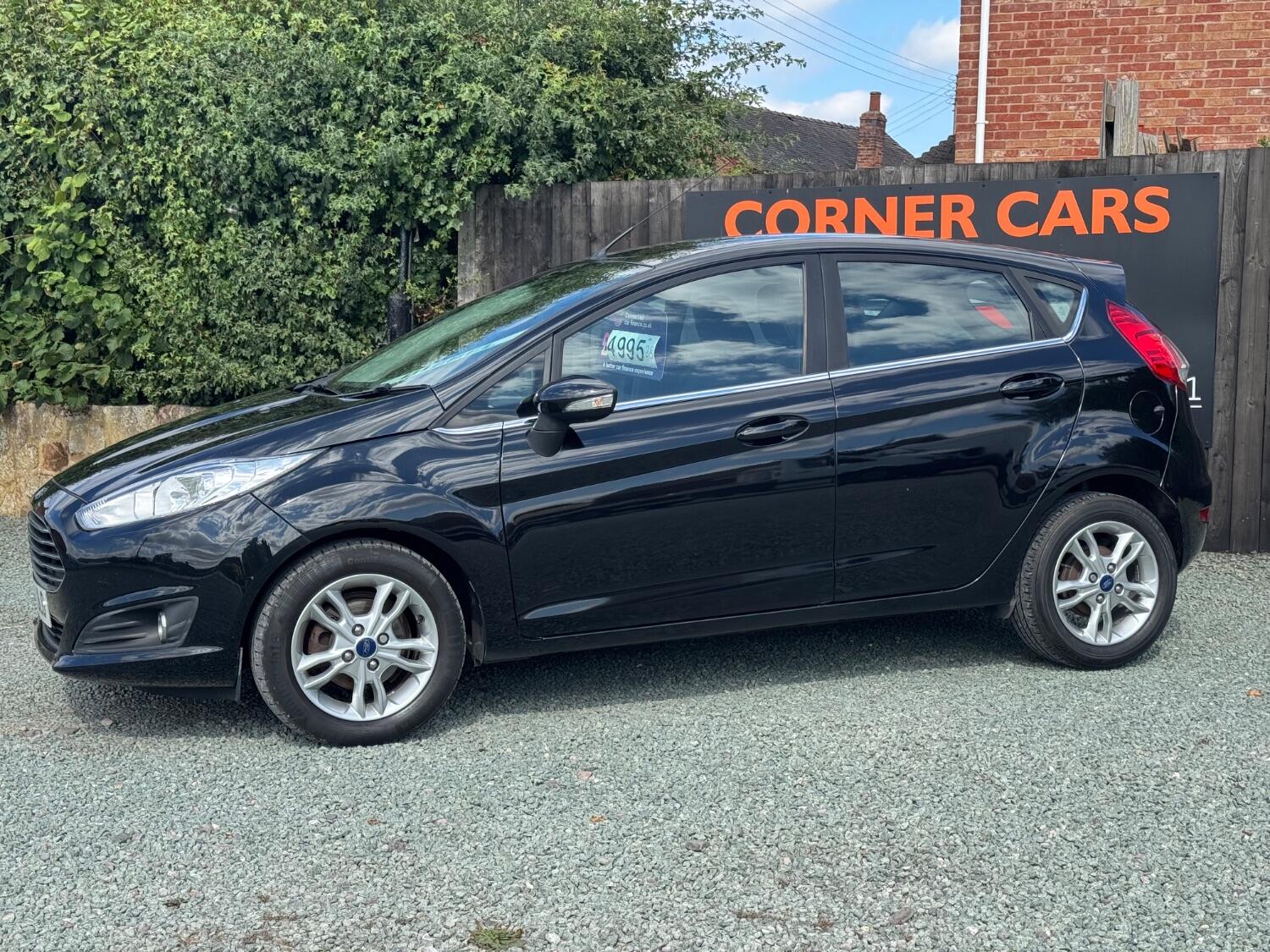 Used Ford Fiesta 2015 for sale - 76793636: Photo 8