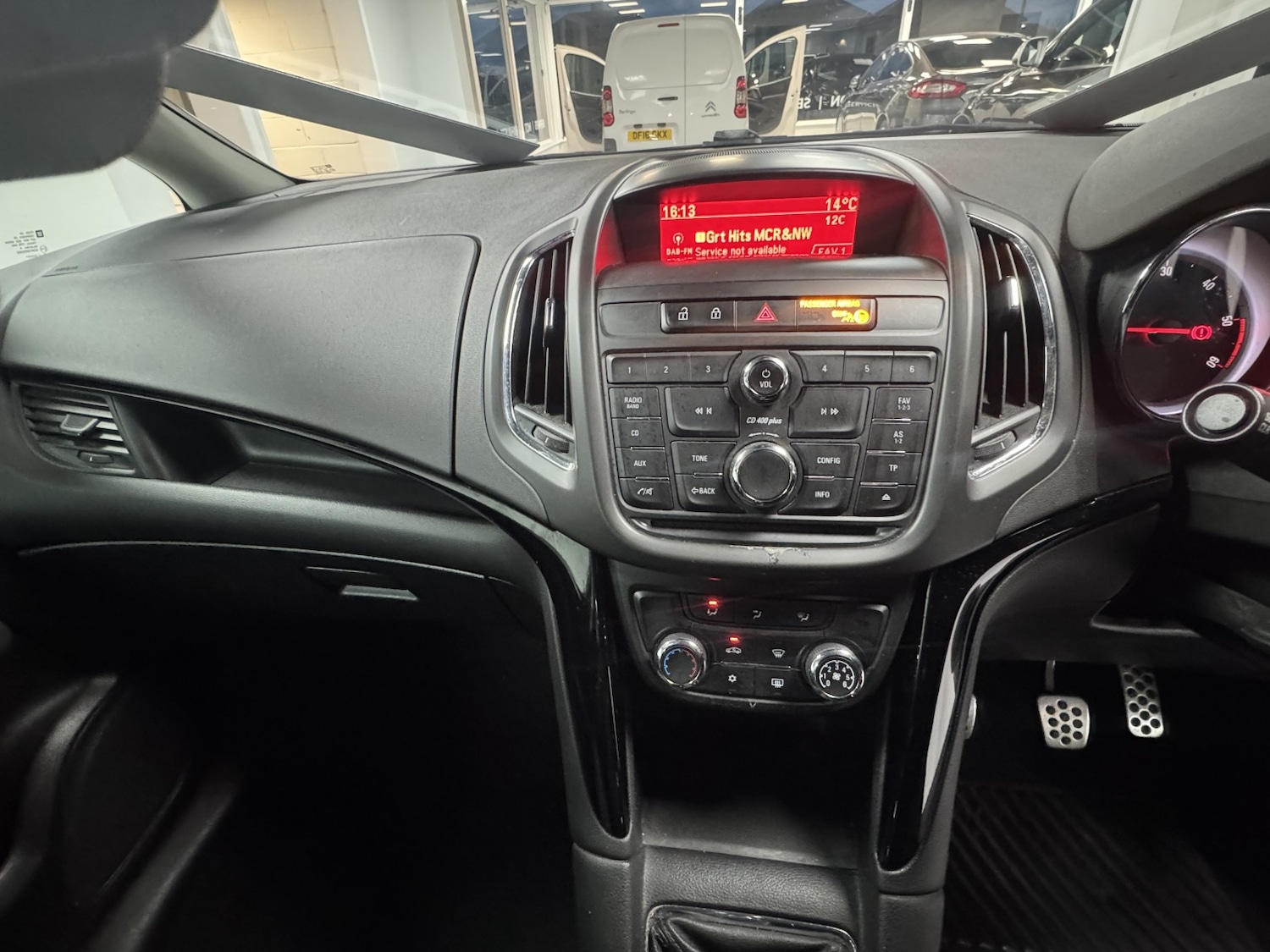 Used Vauxhall Zafira Tourer 2014 for sale - 76751869: Photo 13