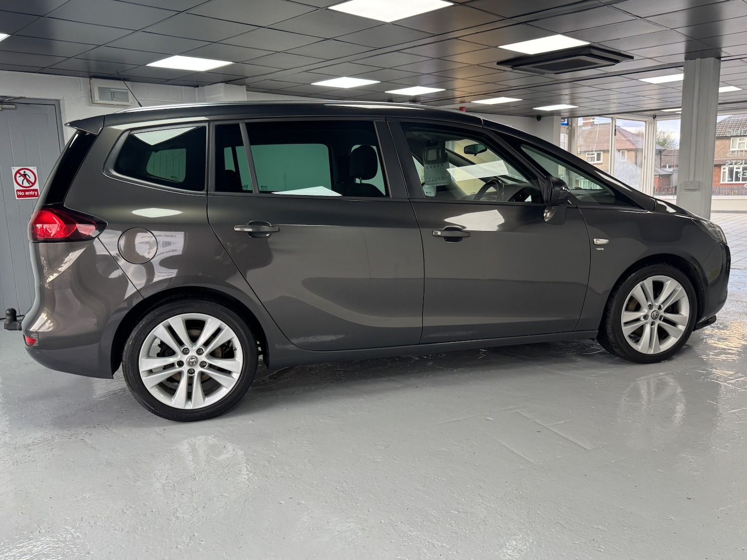 Used Vauxhall Zafira Tourer 2014 for sale - 76751869: Photo 6