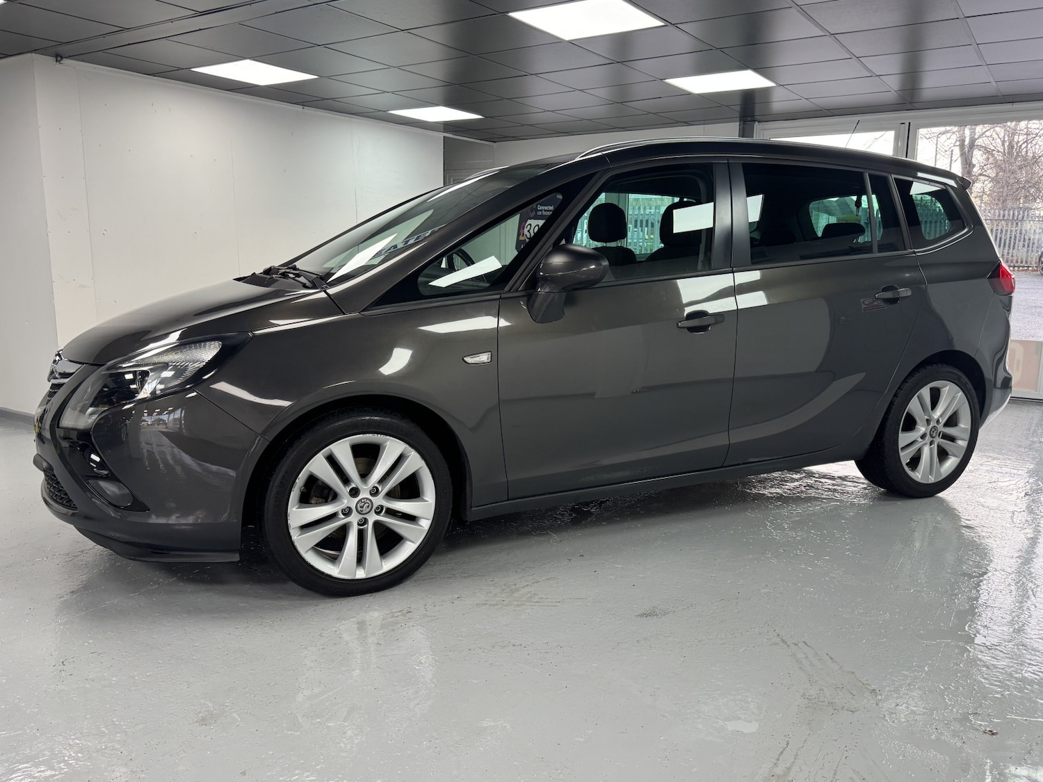 Used Vauxhall Zafira Tourer 2014 for sale - 76751869: Photo 7