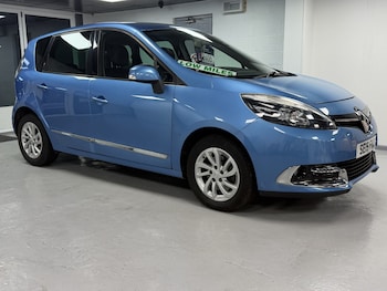 Used Renault Scenic 2015 for sale - 77759008: Photo