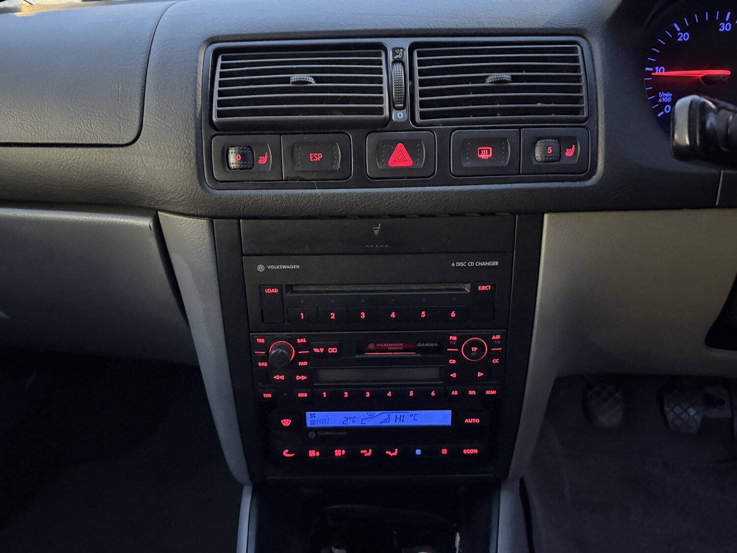 Used Volkswagen Golf 2003 for sale - 77558609: Photo 6