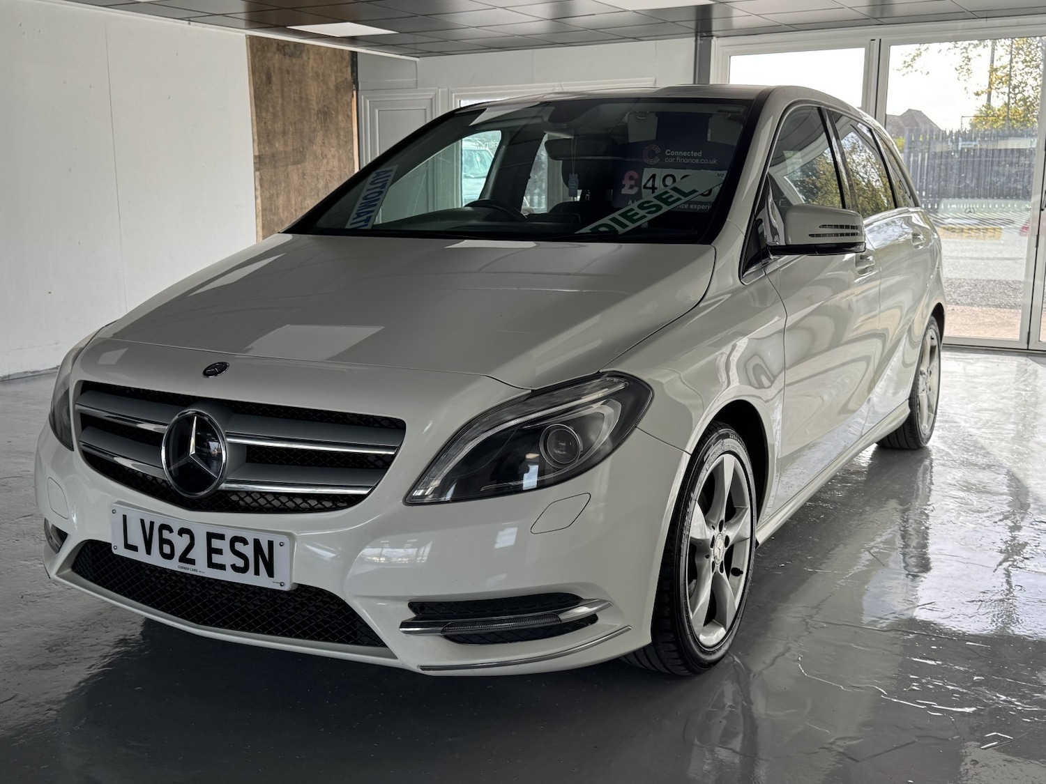 Used Mercedes-Benz B Class 2012 for sale - 76387335: Photo 2