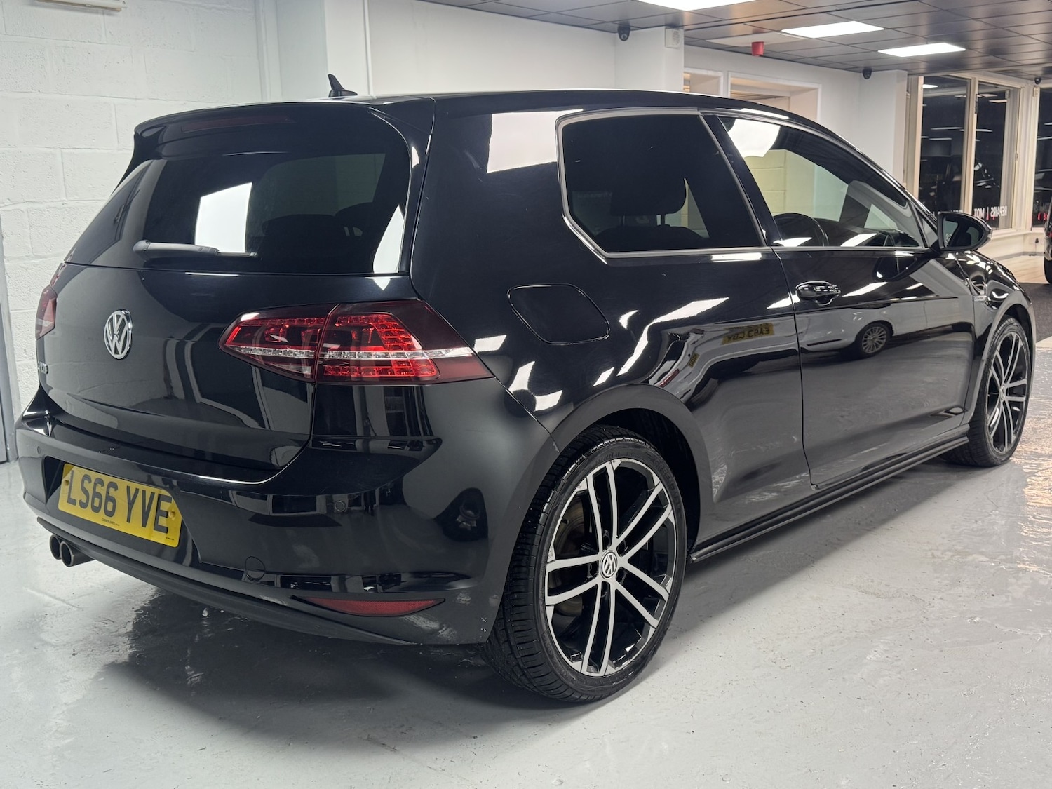 Used Volkswagen Golf 2016 for sale - 76837067: Photo 18