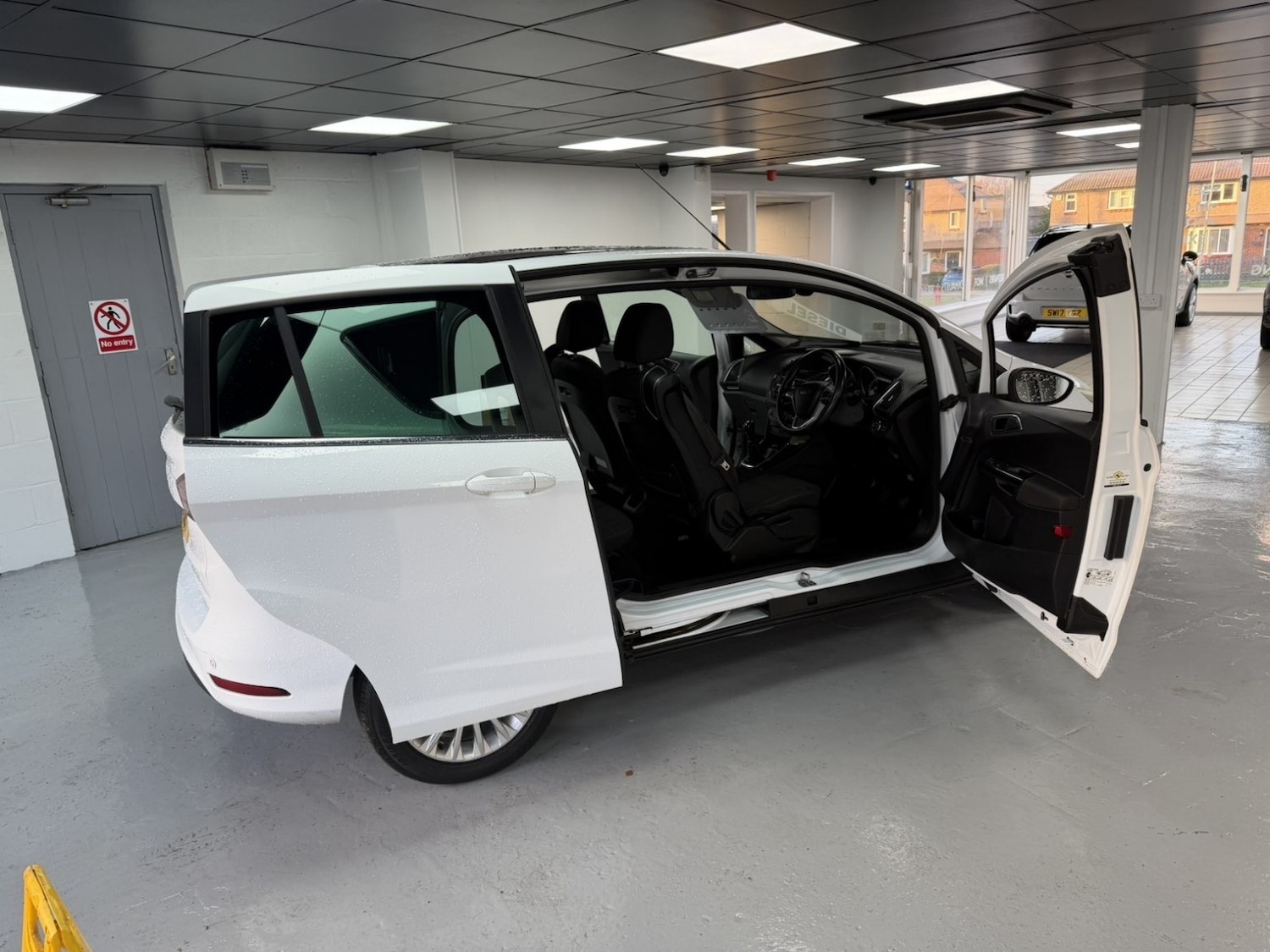 Used Ford B-MAX 2013 for sale - 76751820: Photo 9