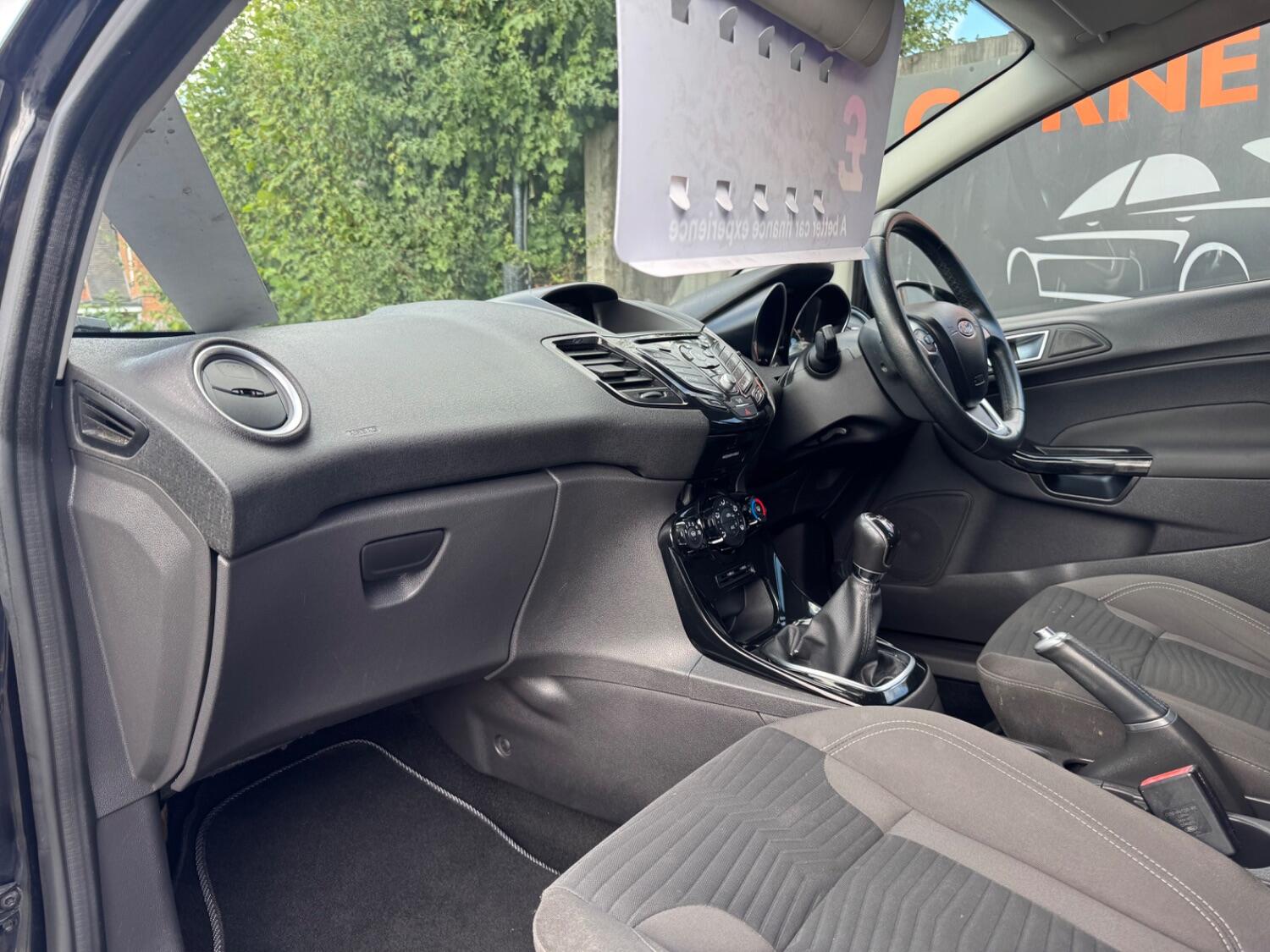 Used Ford Fiesta 2015 for sale - 77464910: Photo 10