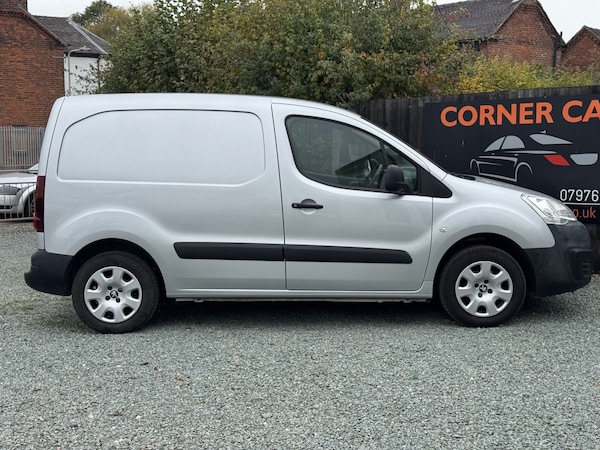 Used Peugeot Partner 2017 for sale - 76237206: Photo 6