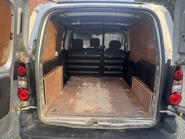 Used Peugeot Partner 2017 for sale - 76237206: Photo 7