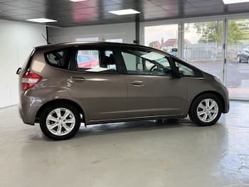 Used Honda Jazz 2013 for sale - 79805954: Photo