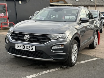 Used Volkswagen T-Roc 2019 for sale - 78835248: Photo